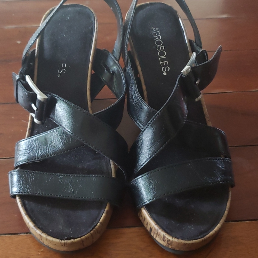 EUC womans Aerosoles Sandles!